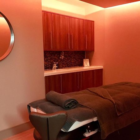 Spacious Primrose Lodge For 6 With Hot Tub At A Spa Resort Chudleigh Luaran gambar