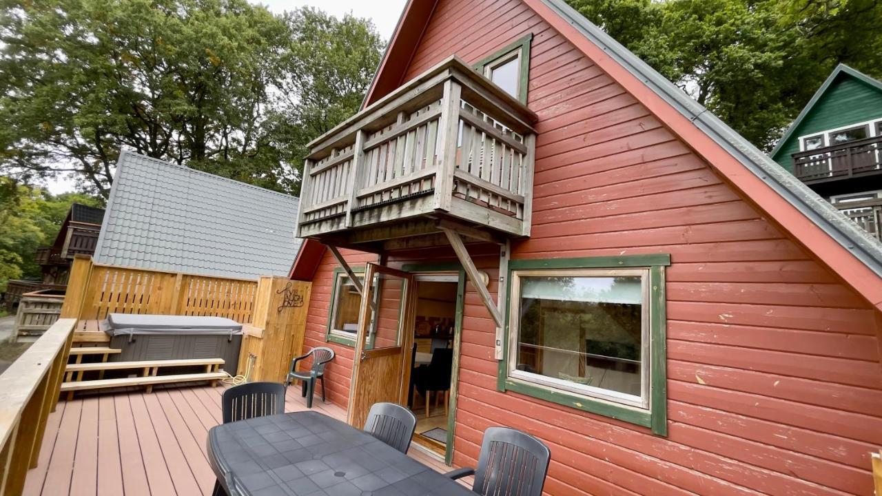 Spacious Primrose Lodge For 6 With Hot Tub At A Spa Resort Chudleigh Luaran gambar